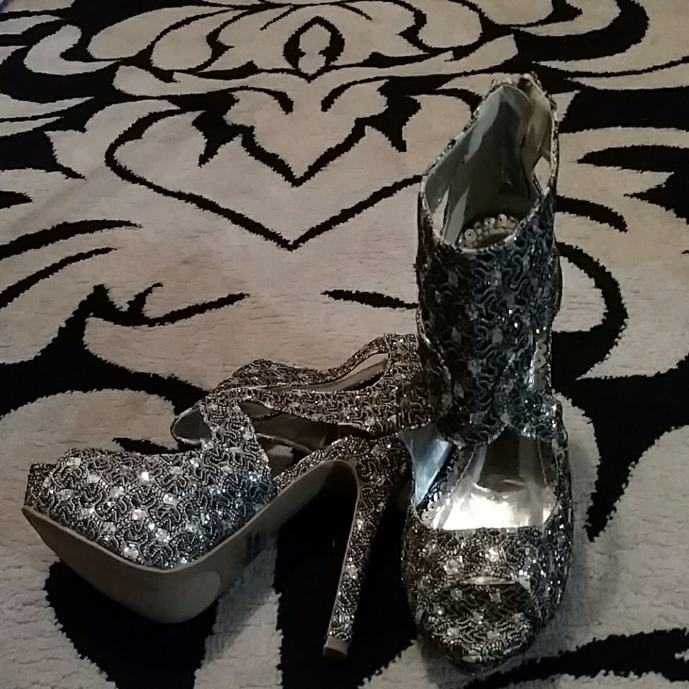 Peep Toe Stilletos